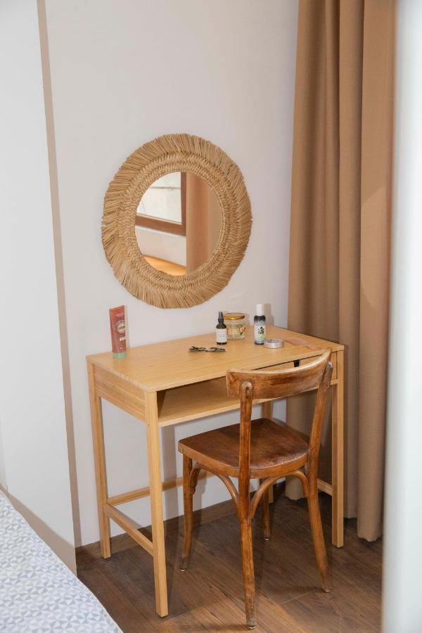 Central Sofia 3-Bedroom Apartment - Urban Art Gallery - Free Parking! Exterior photo